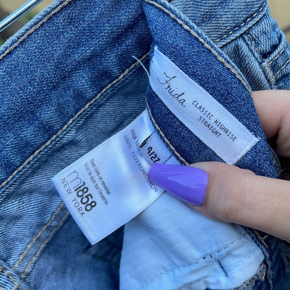 High Rise Jeans - Picture 5 of 6